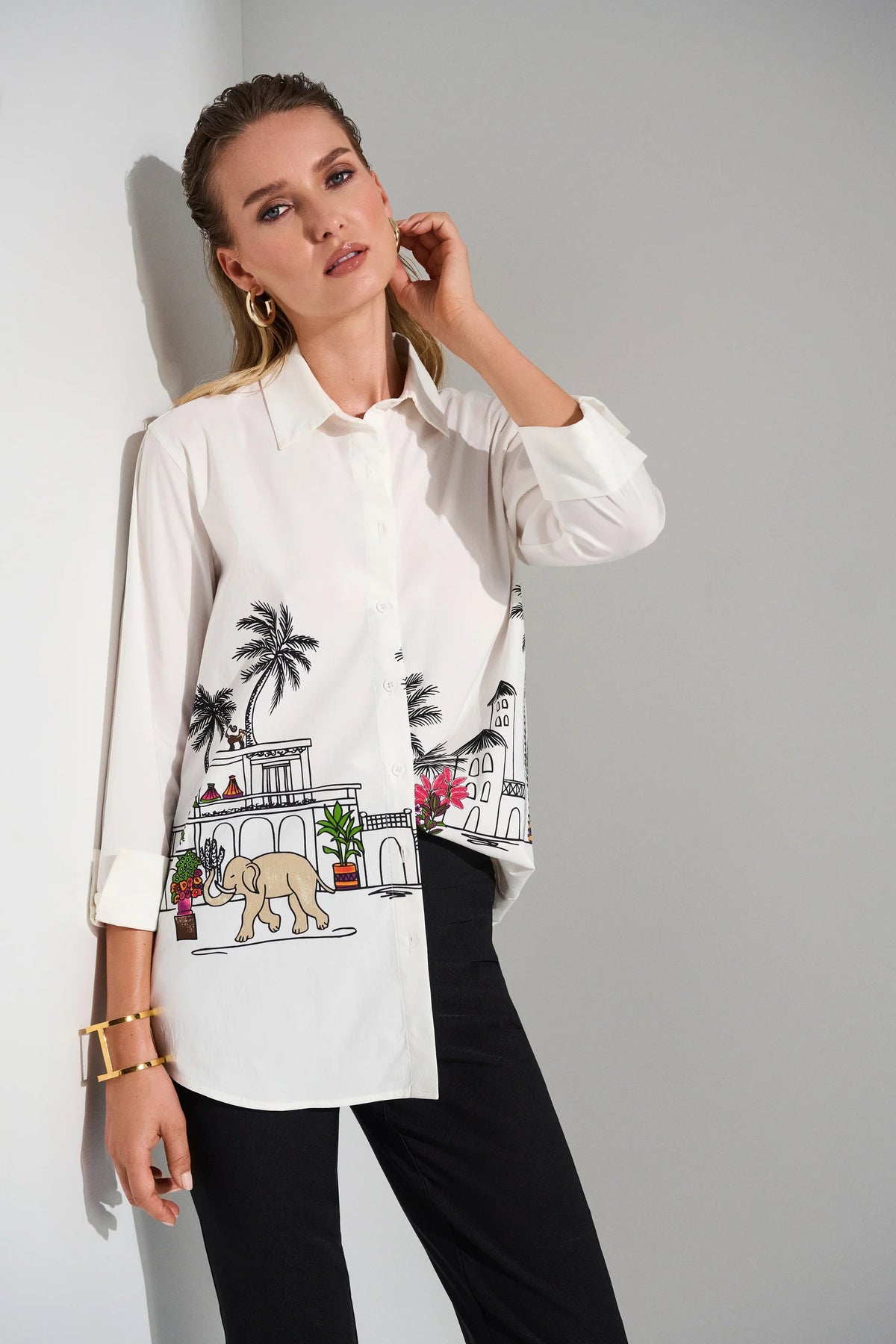 Stretch Poplin Conversational Print Blouse