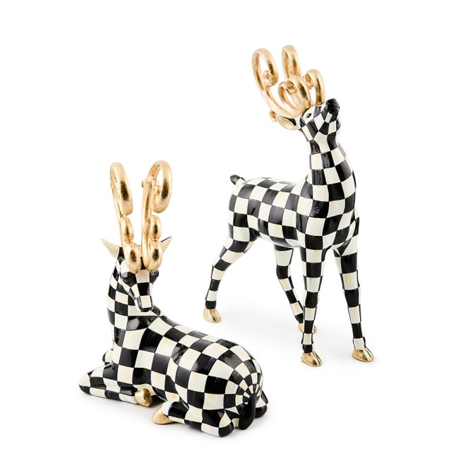 Courtly Noel Standing Deer