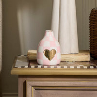Rosy Check Short Heart Vase
