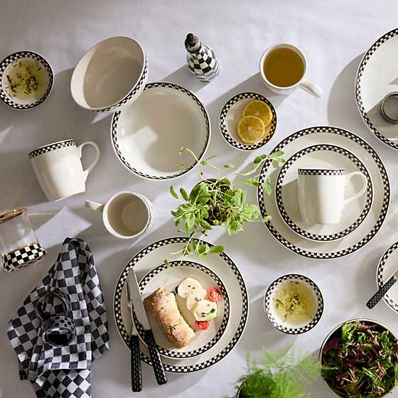 Courtly Check Everyday Mugs, Set of 4