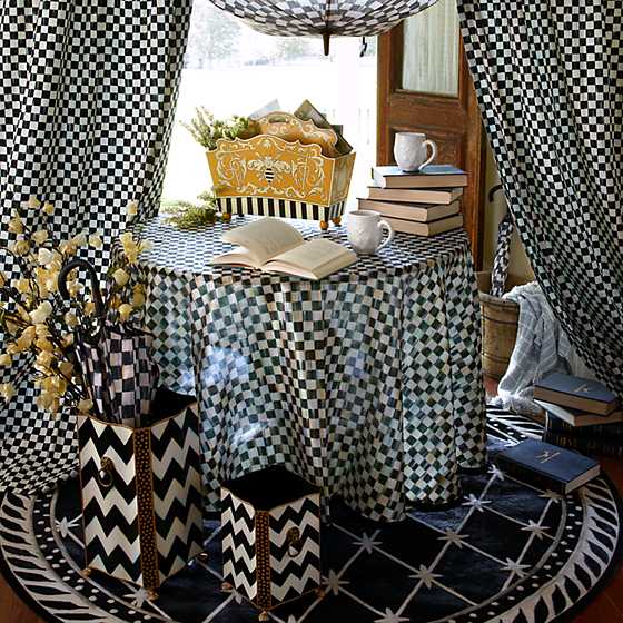 90" Round Courtly Check Tablecloth - Black Trim