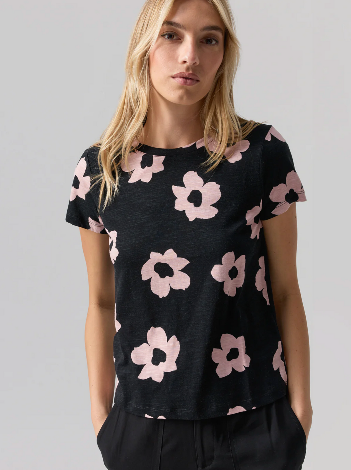 The Perfect Tee Flower Pop