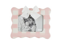 HORIZONTAL PINK BOW FRAME