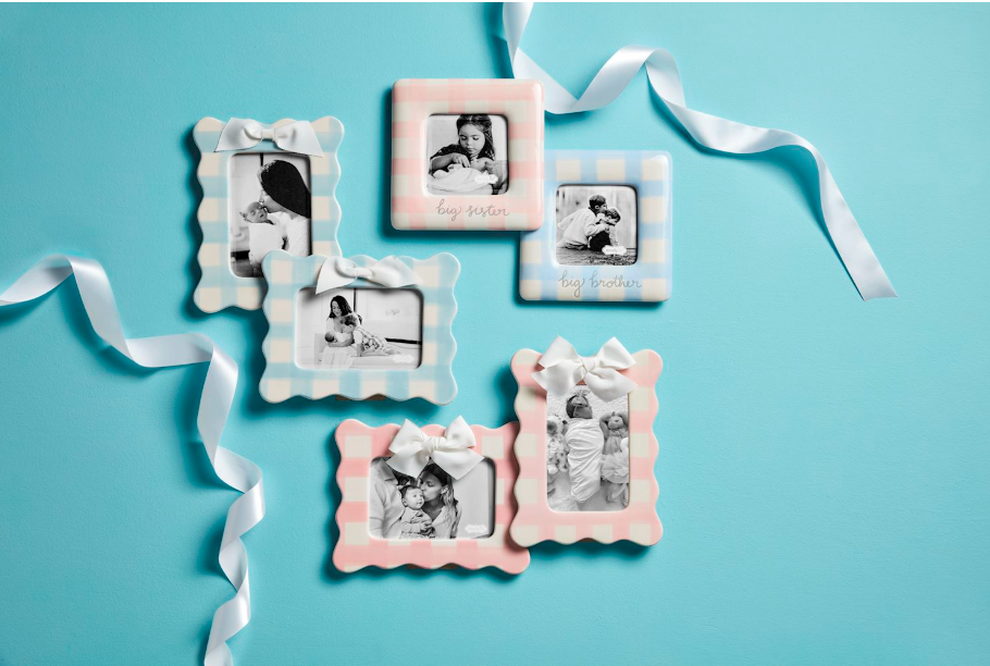 Horizontal Blue Bow Frame