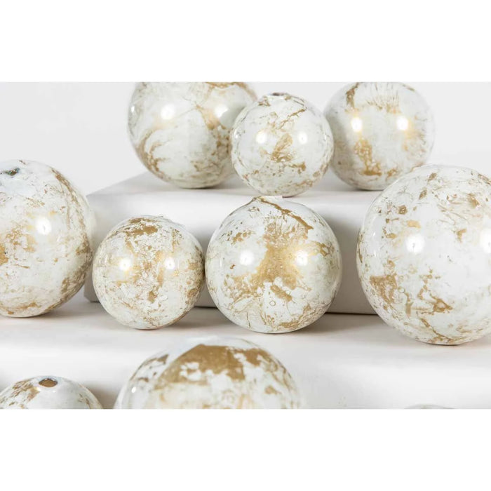 Spheres in Golden Haze Finish
