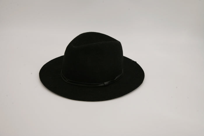 Black Hat Plain