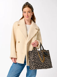 Leo Tote, Leopard