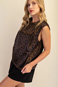 Round Neck Shoulder Padded Top