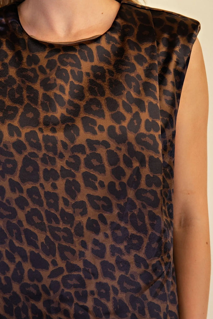 Round Neck Shoulder Padded Top