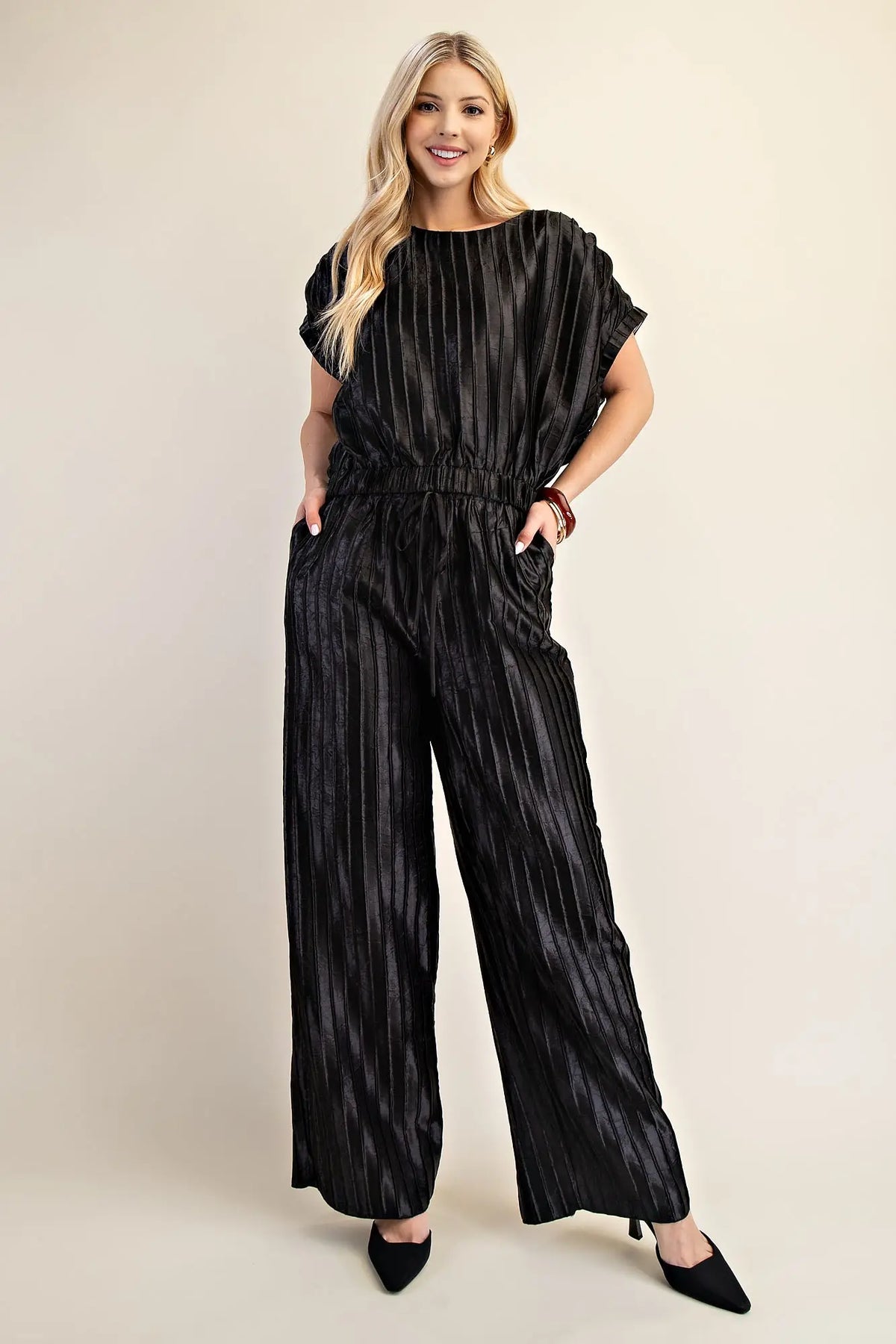 Round Neck Short Sleeves Crop Top