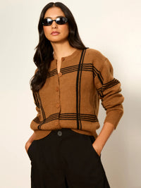 Must-Have Cardi Cocoa Powder / Black Plaid