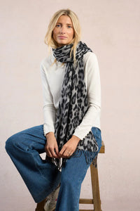 Ladies Knitted Scarf