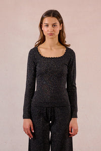Thin Sequined Knit Sweater W/Scalloped Edges