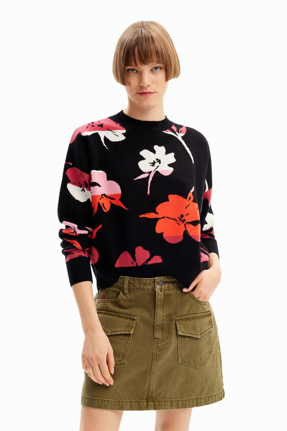 Oversize floral pullover