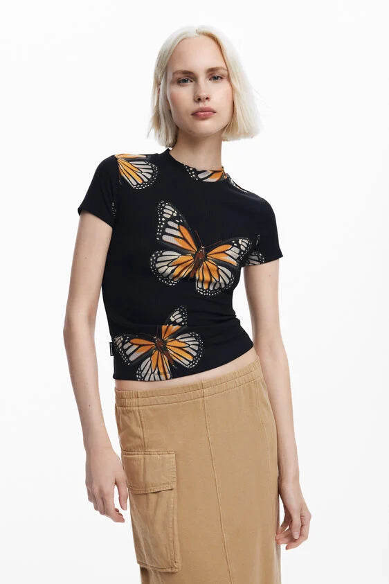 Short-sleeve butterfly T-shirt