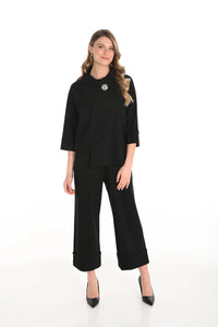 Black Cuff Bottom Capri Pant