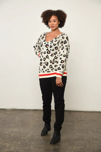 Snow Leopard Linh Pullover