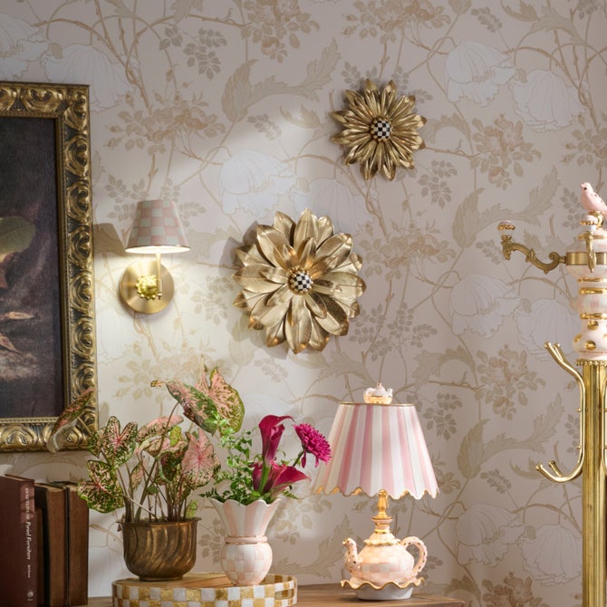 Courtly Golden Large Wallflower