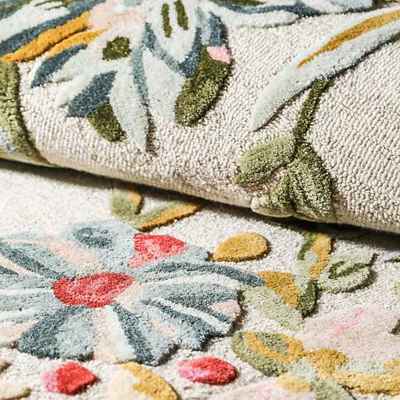 Flower Garden 2'3" x 3'9" Rug