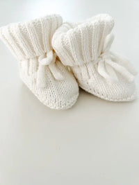Cuff Newborn Lace Booties - Milk