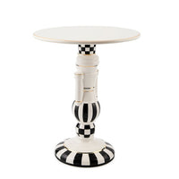 Courtly Noel Nutcracker Pedestal Platter