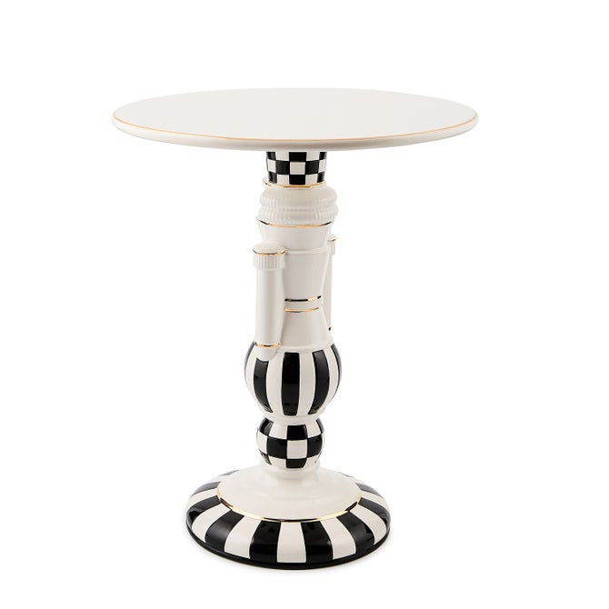 Courtly Noel Nutcracker Pedestal Platter