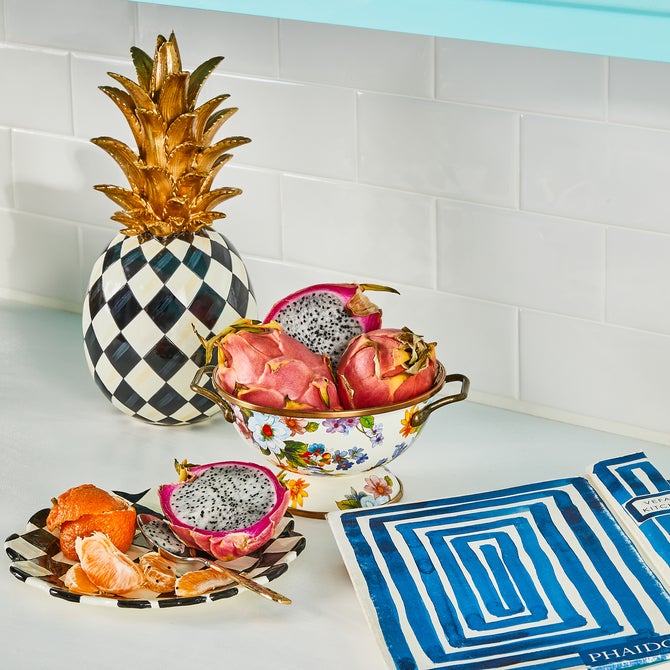Marquee Pineapple