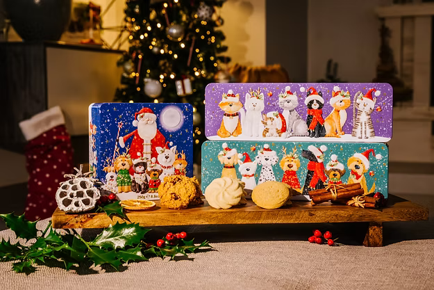 Christmas Dog Tin