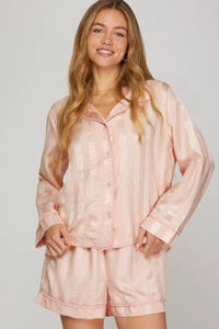 WOVEN LONG SLEEVE TOP AND SHORTS PAJAMA SET
