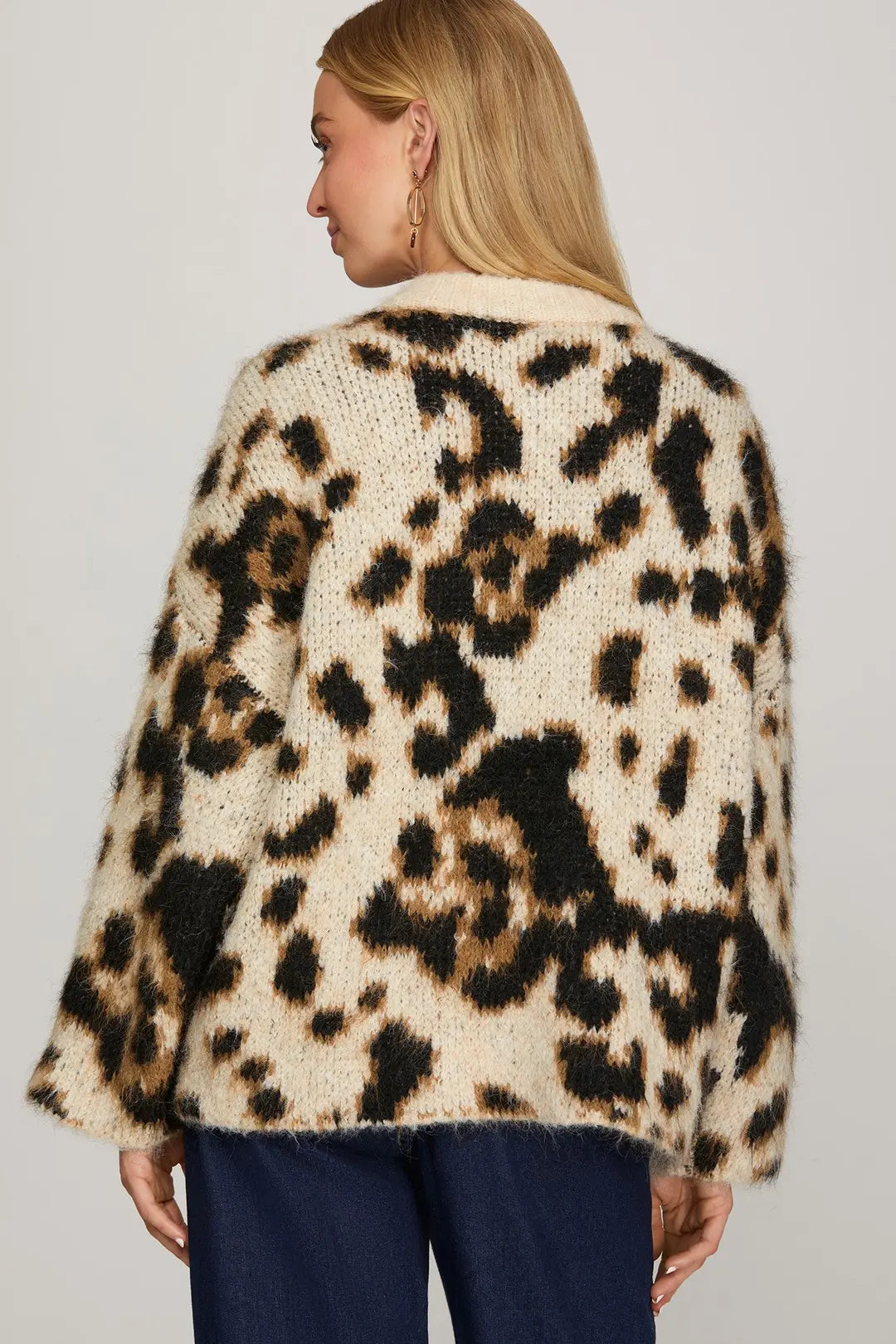 LONG SLEEVE LEOPARD PATTERN SWEATER