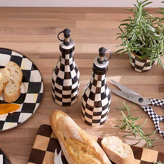 Courtly Check Farmhouse Oil Cruet