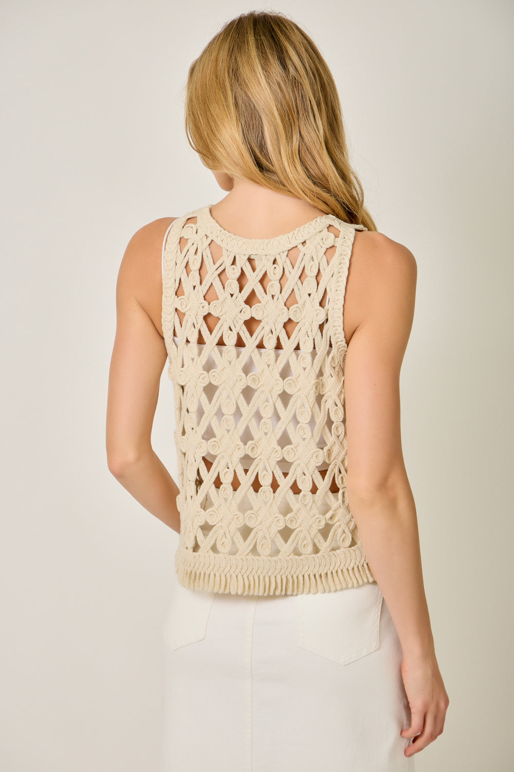 CROCHET FRINGE HEM TANK