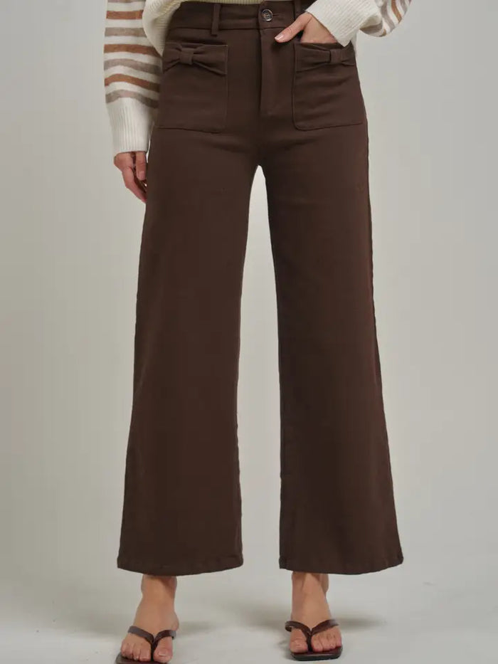 Wide Leg Stretch Pants with Bow Front Pockets