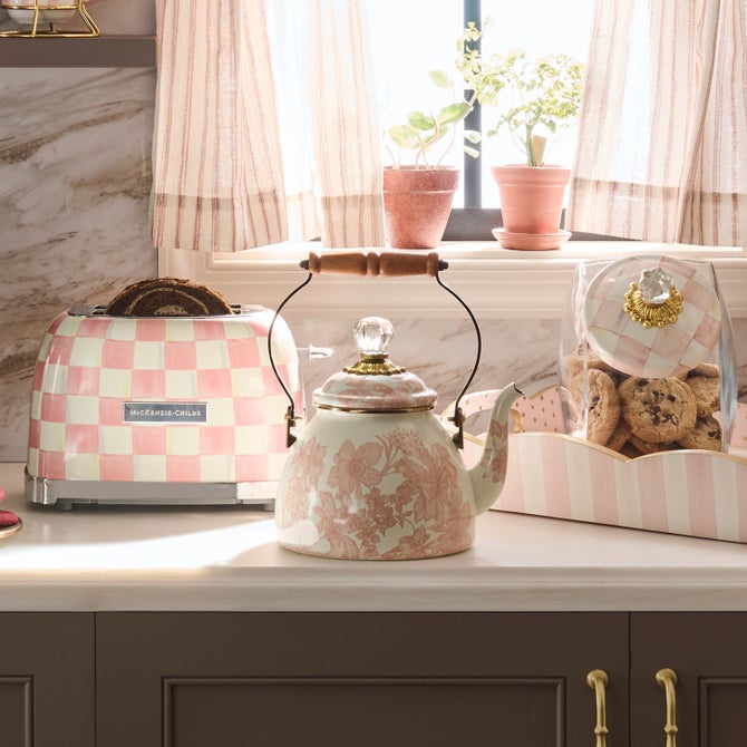 Rosy English Garden 2 Quart Tea Kettle