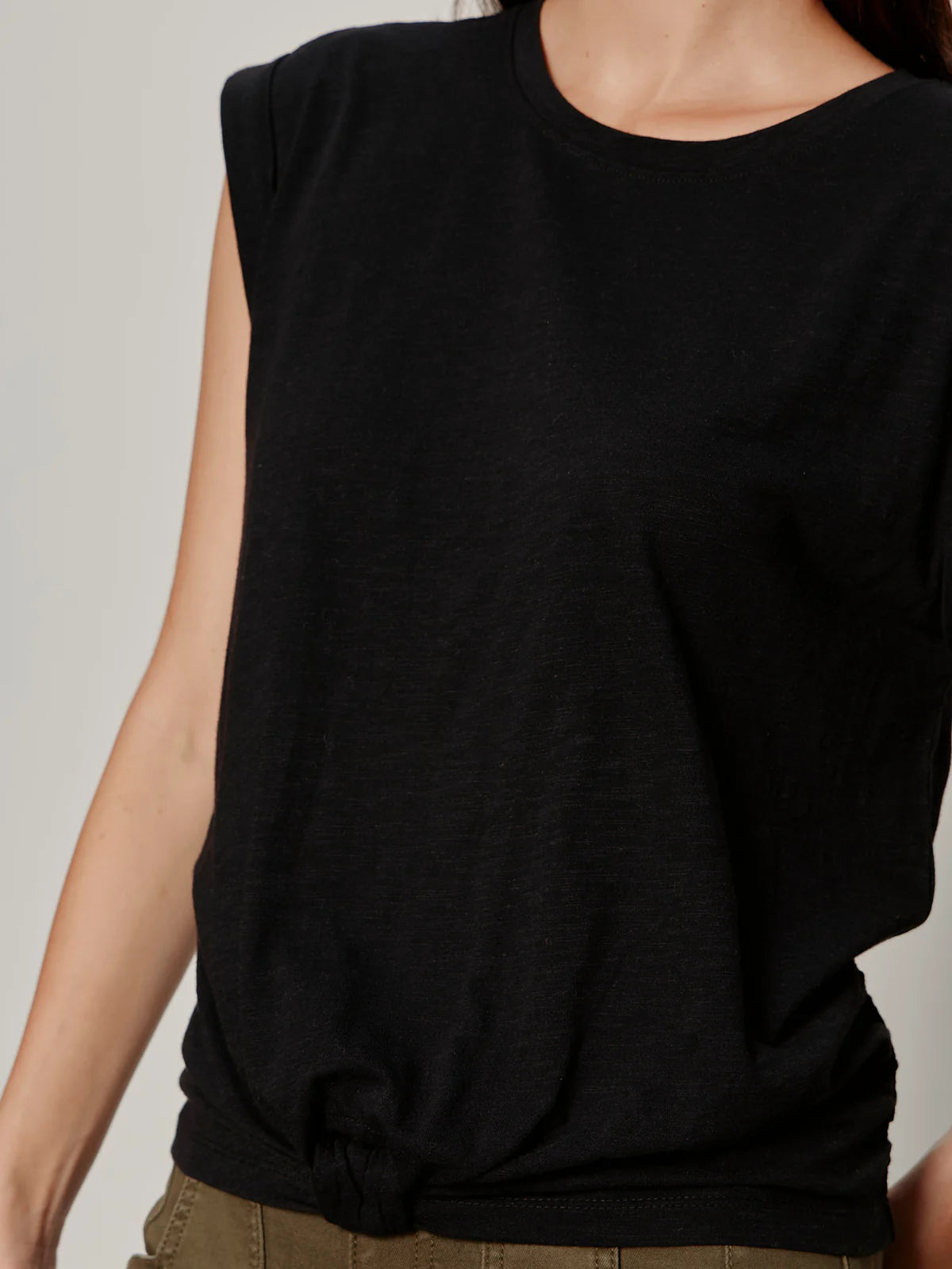 Knotted Muscle Tee Black