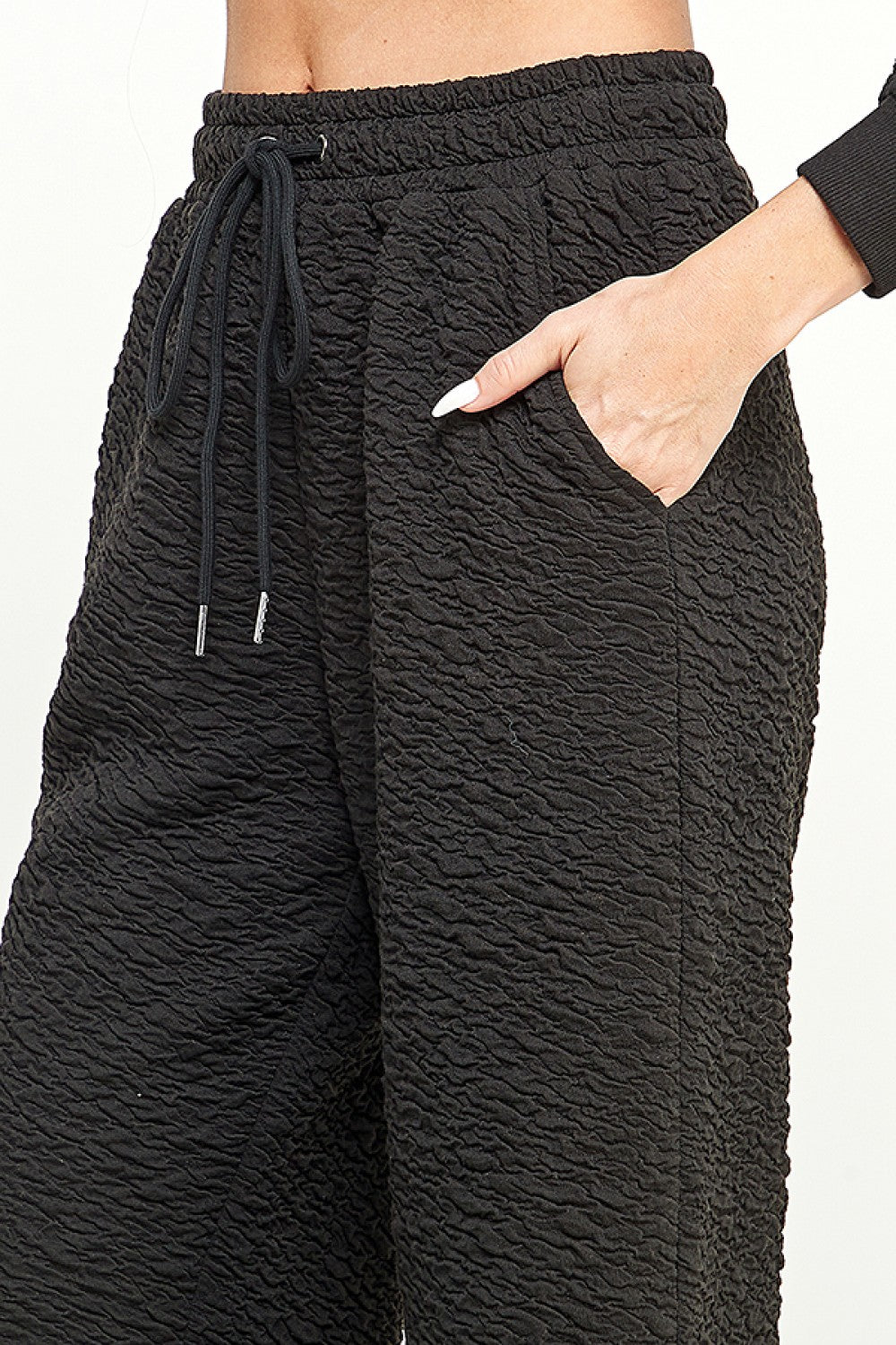 Textured Cropped Wide Pants