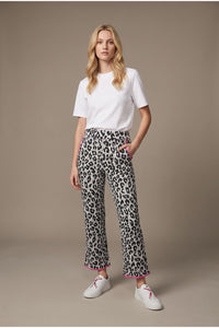 Leopard Knit Cropped Pants with Contrast Trim