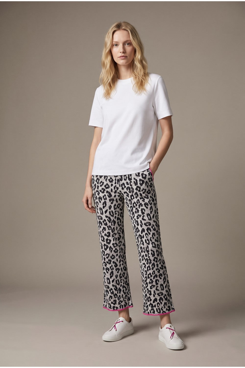 Leopard Knit Cropped Pants with Contrast Trim