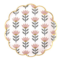 Scalloped Paper Plates - Flowers