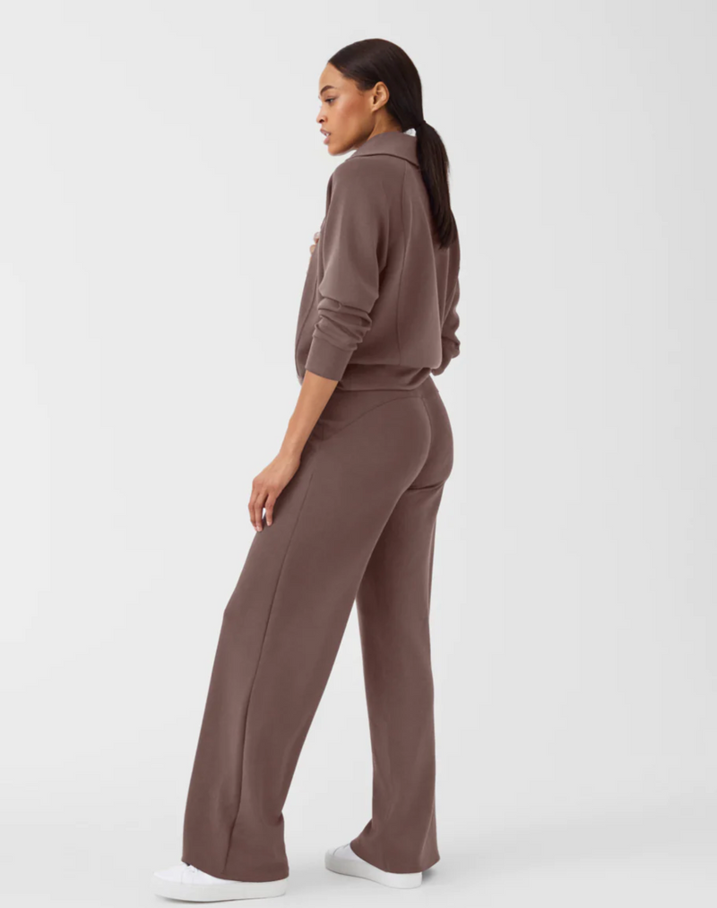 Air Essentials Wide Leg Pant