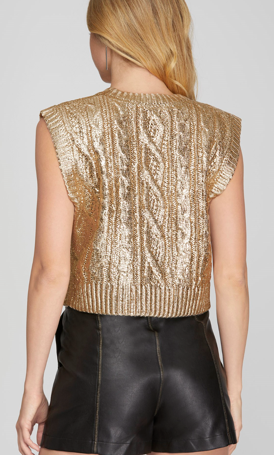 SLEEVELESS CABLE KNIT METALLIC CROP SWEATER