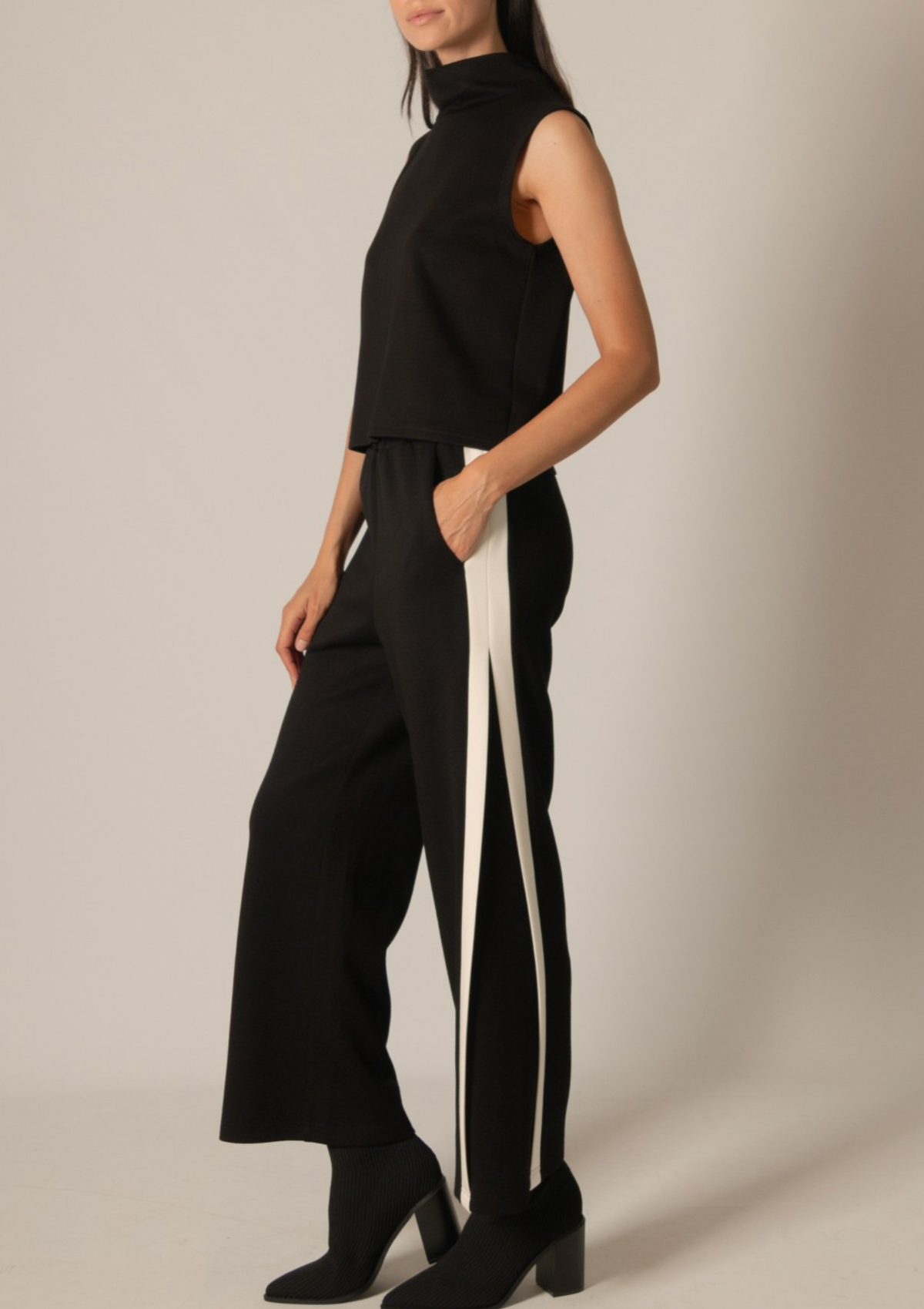 P. CILL Butter Modal Side Contrast Stripe Pants