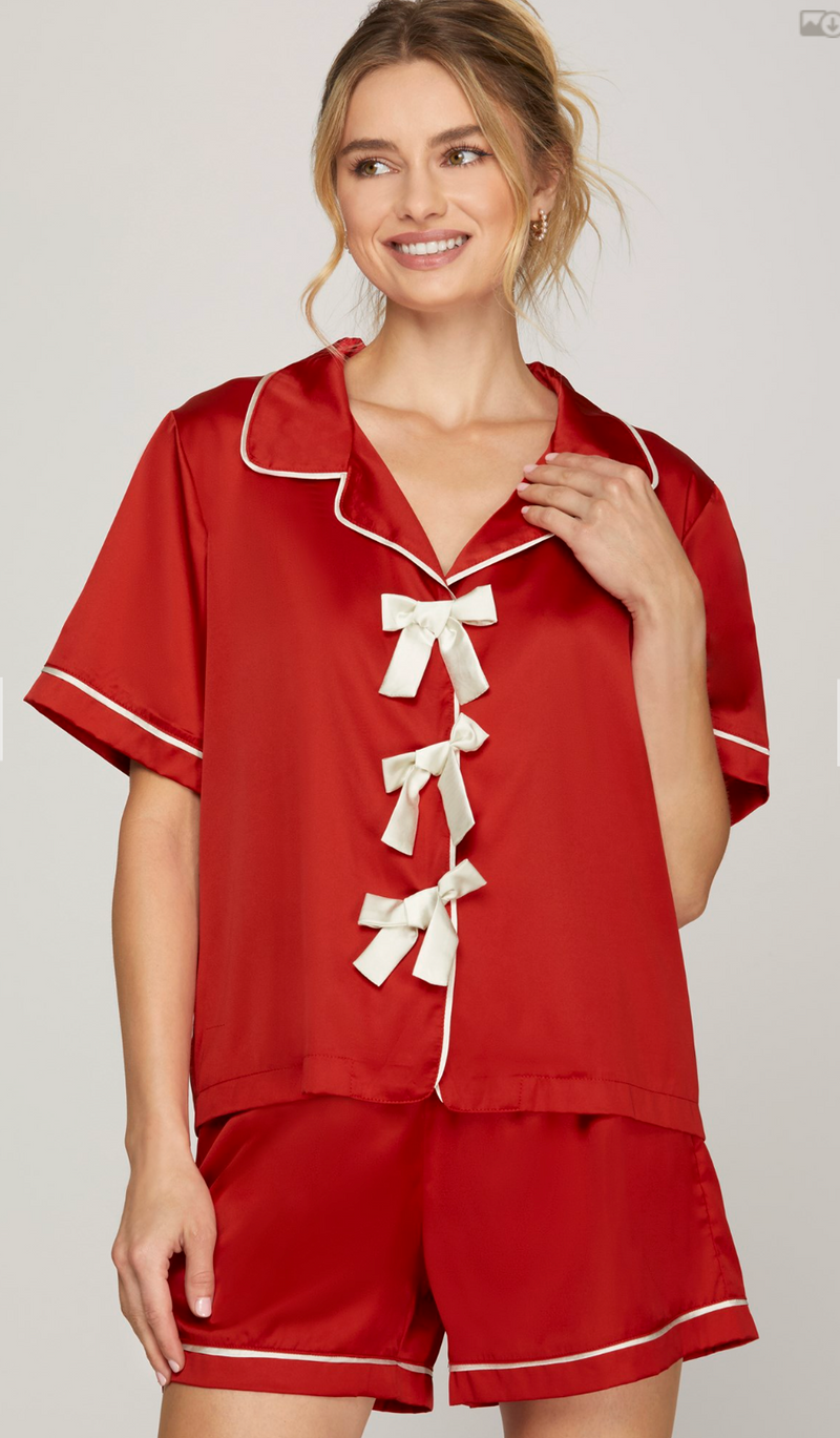 SATIN SHORT SLEEVE WOVEN TOP/SHORTS PAJAMA SET