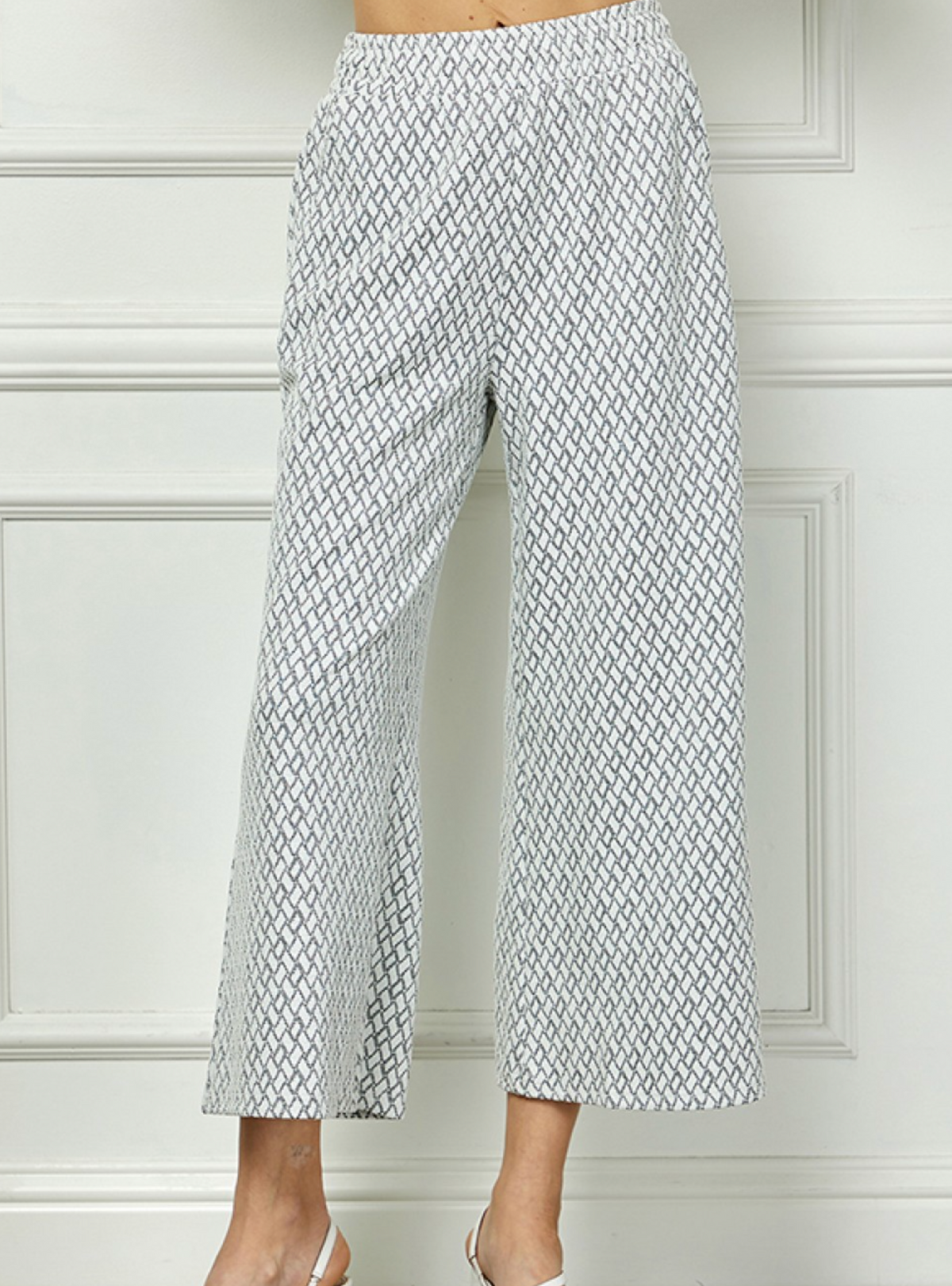 Metallic Jacquard Cropped Pants