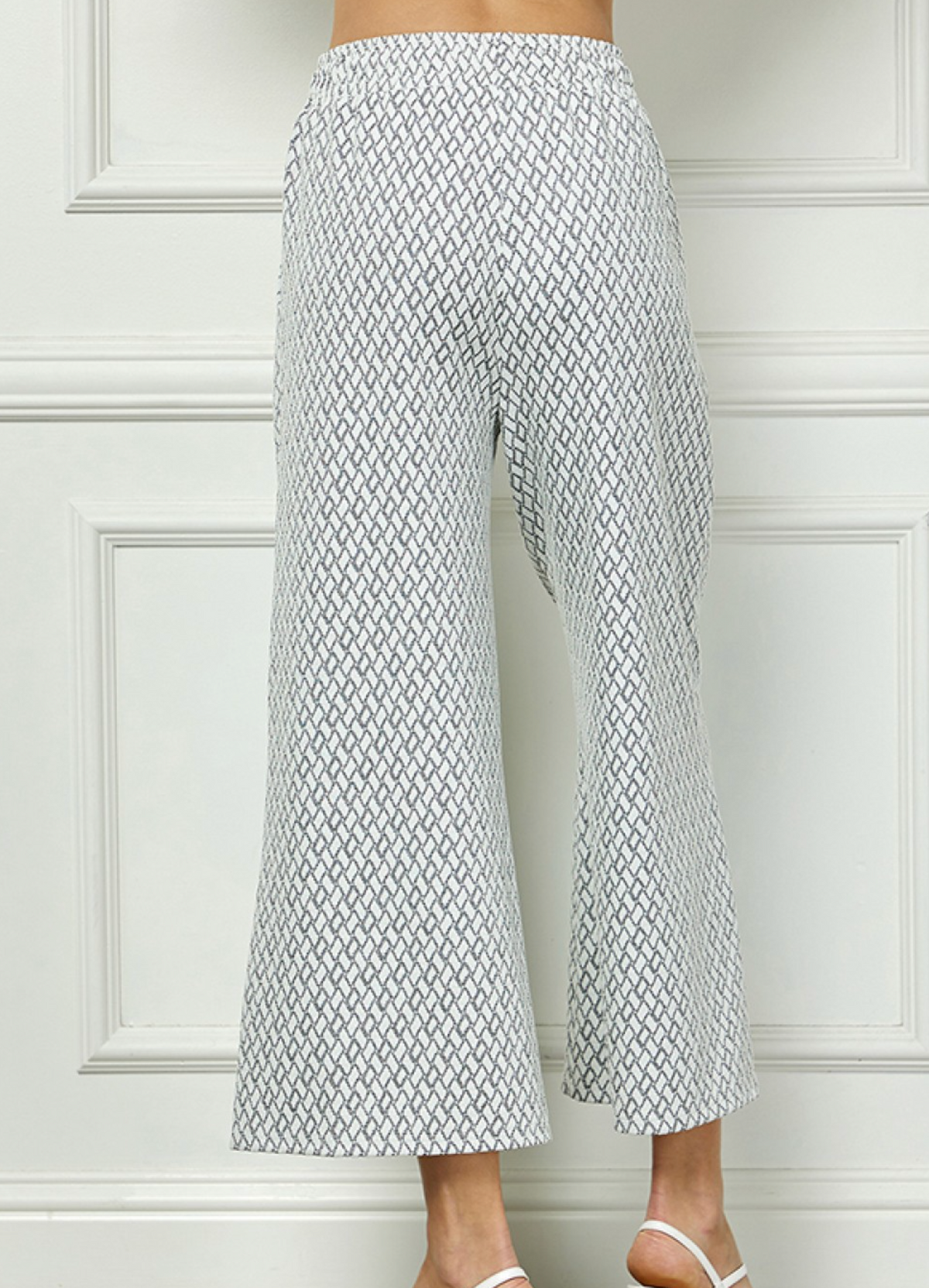 Metallic Jacquard Cropped Pants