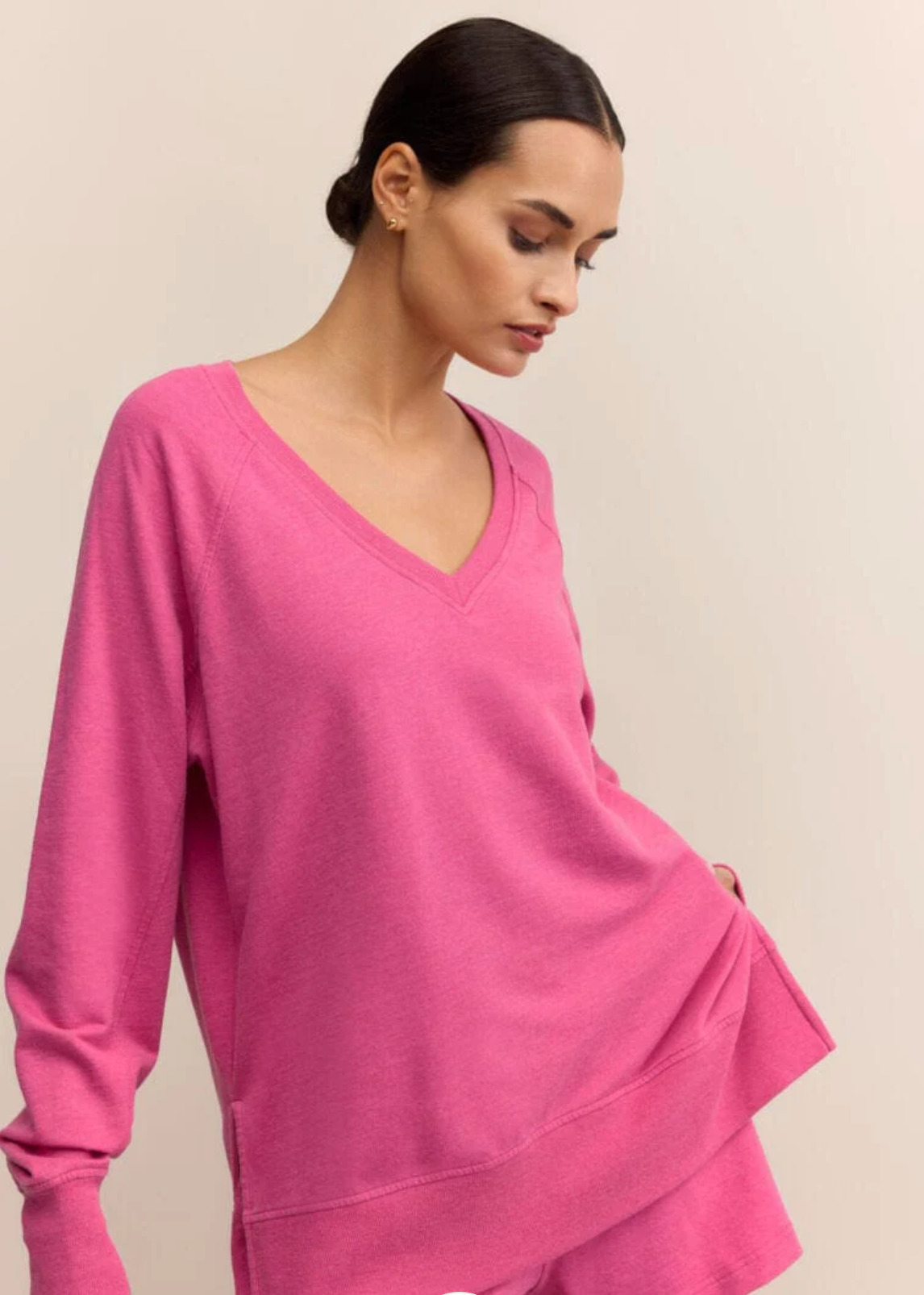 Weekender V Neck
