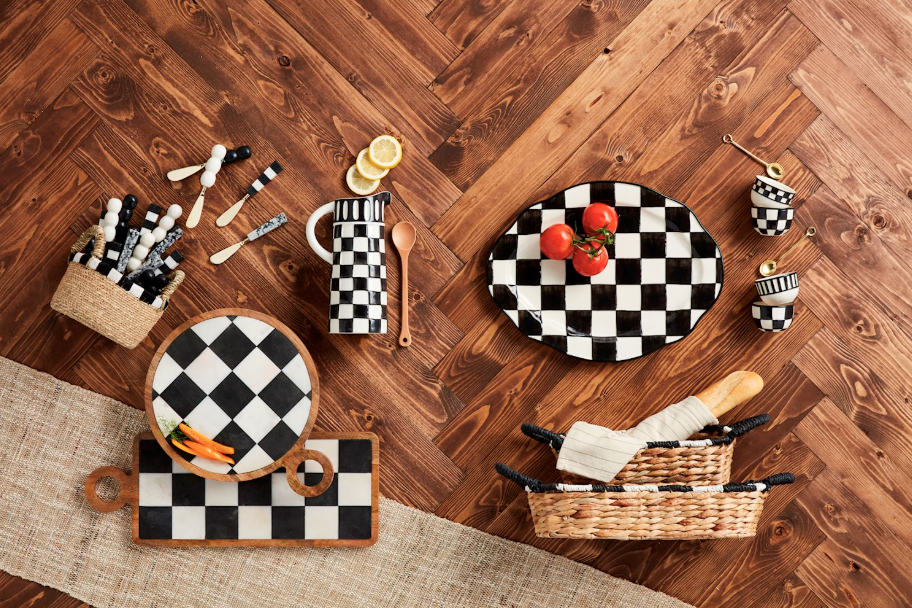 Black & White Edge Bread Basket Set
