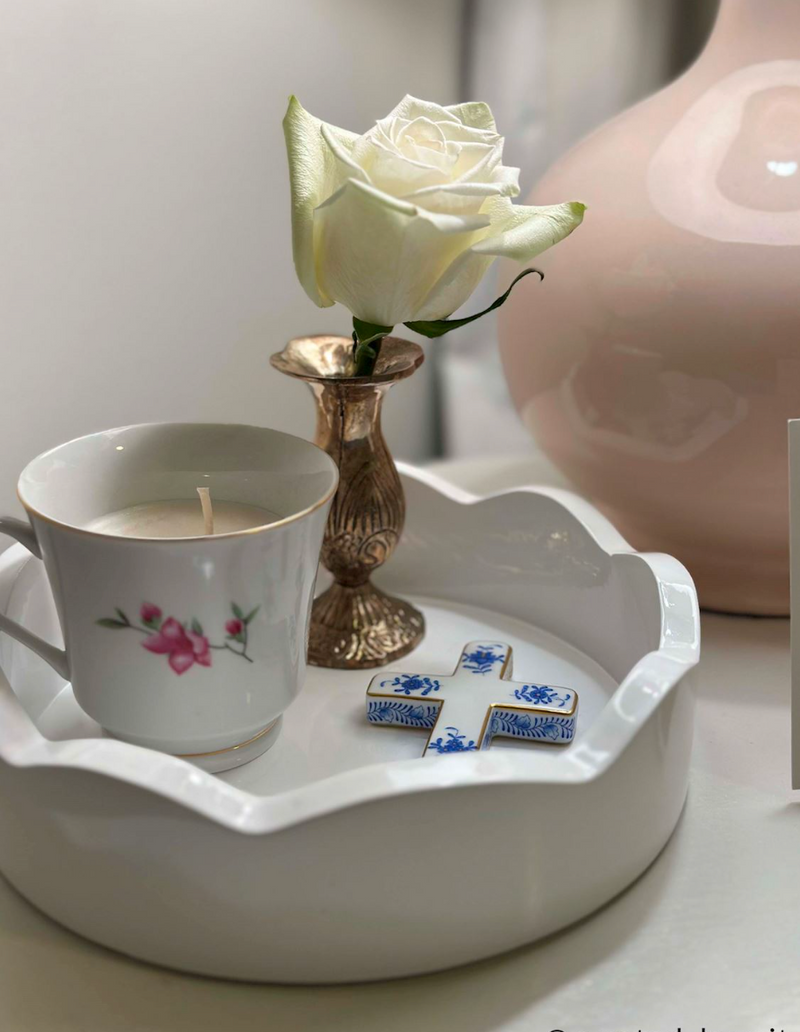 Mini Scalloped Tray Set