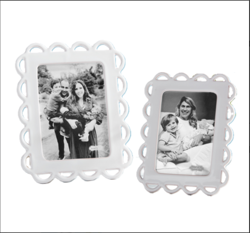 Ceramic Scallop Frame