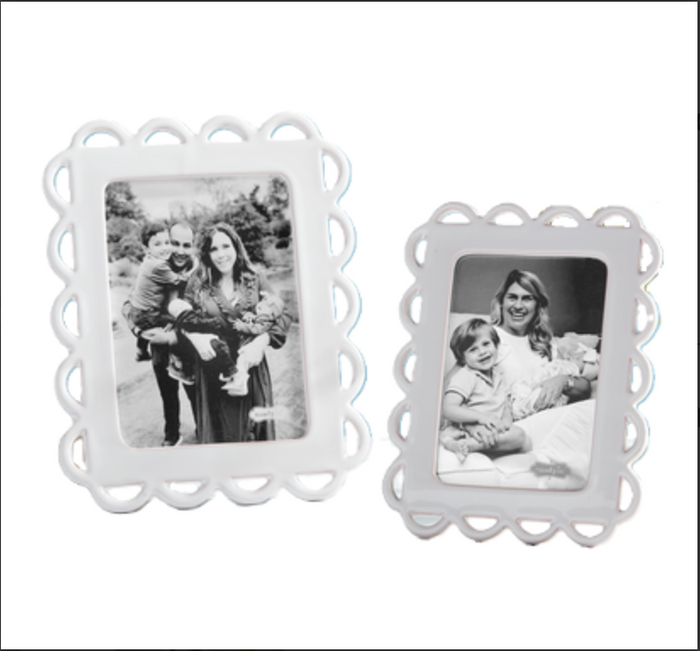 Ceramic Scallop Frame